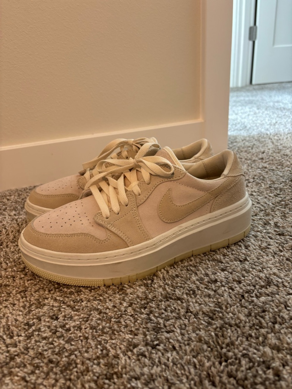 Nike Air Jordan 1